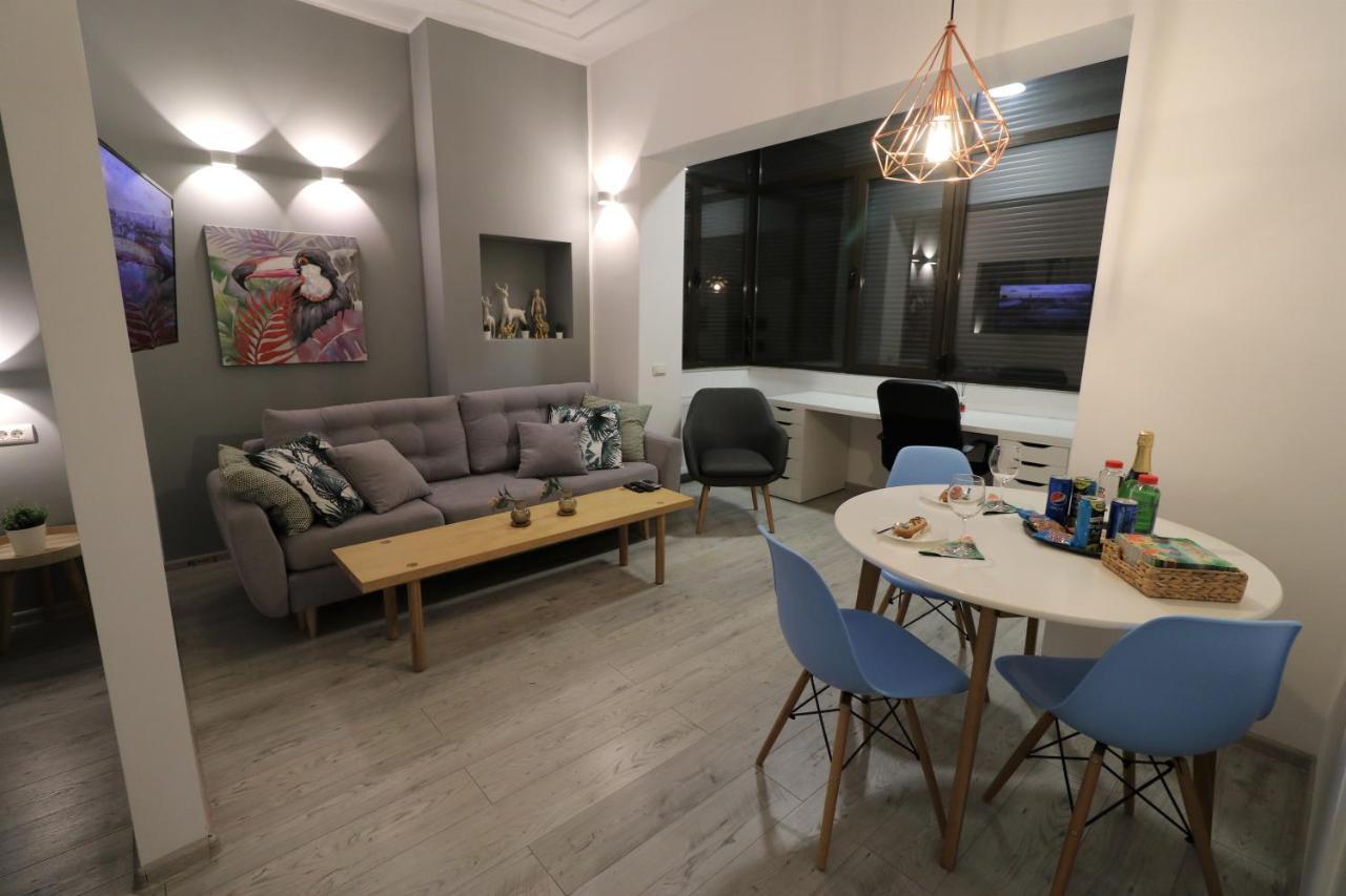 בוקרשט Cozy Novotel Studio - Free Minibar - Quiet & Peace מראה חיצוני תמונה