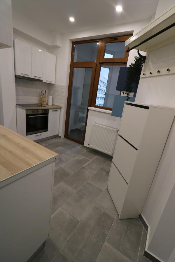 בוקרשט Cozy Novotel Studio - Free Minibar - Quiet & Peace מראה חיצוני תמונה